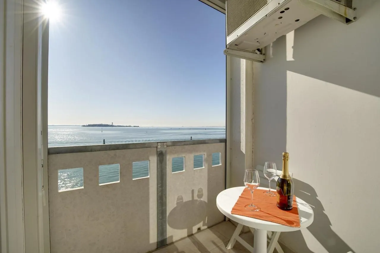 Wonderful View Over Venetian Lagoon location
